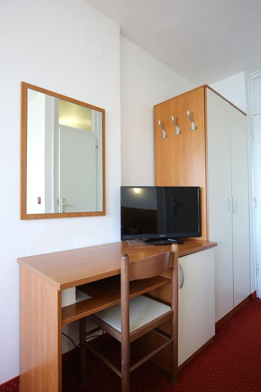 Hotel Luka Luka  Exteriör bild